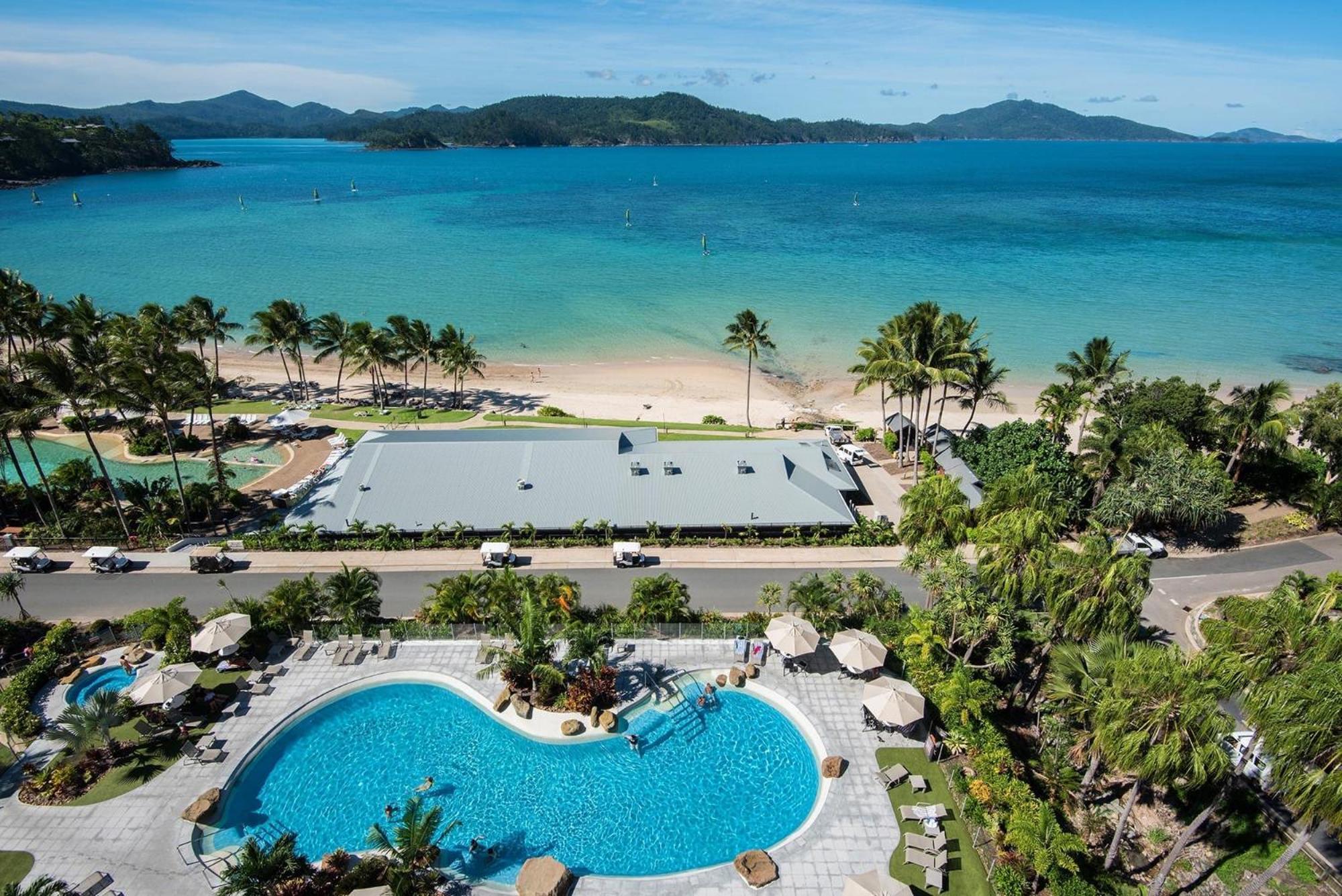 Beachfront Hamilton Island Exterior photo