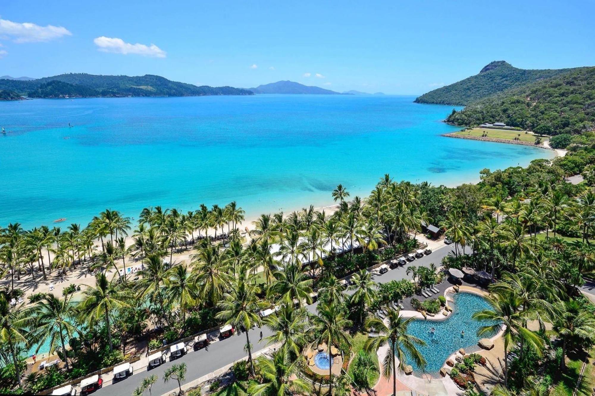 Beachfront Hamilton Island Exterior photo