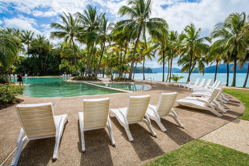 Beachfront Hamilton Island Exterior photo